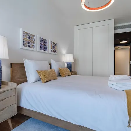 Two Bedroom With Ac In Baixa By Lovelystay Lisboa