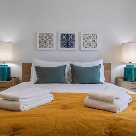 Two Bedroom With Ac In Baixa By Lovelystay *
