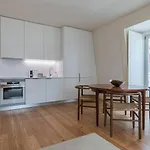 Stunning In Heart Of By Lovelystay Apartamento Lisboa