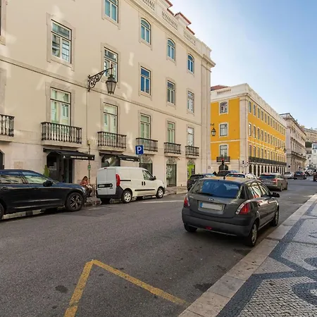 Two Bedroom With Ac In Baixa By Lovelystay Appartamento *