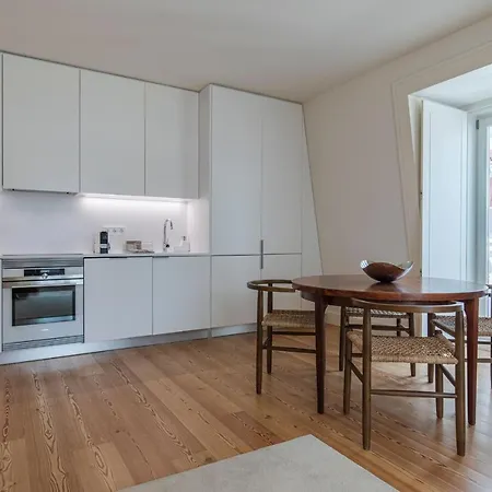 Two Bedroom With Ac In Baixa By Lovelystay Appartamento Lisbona