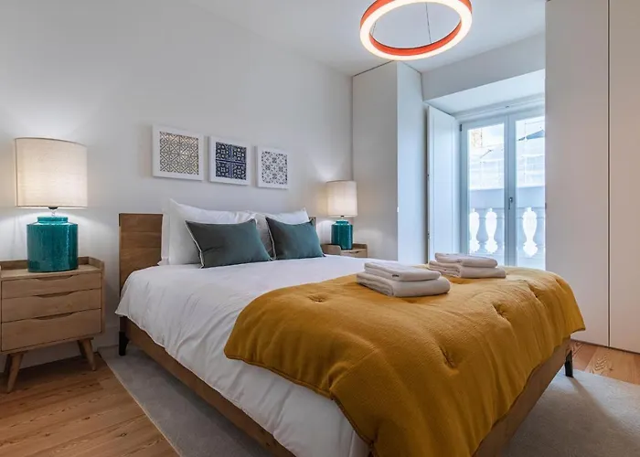 Stunning In Heart Of By Lovelystay 아파트