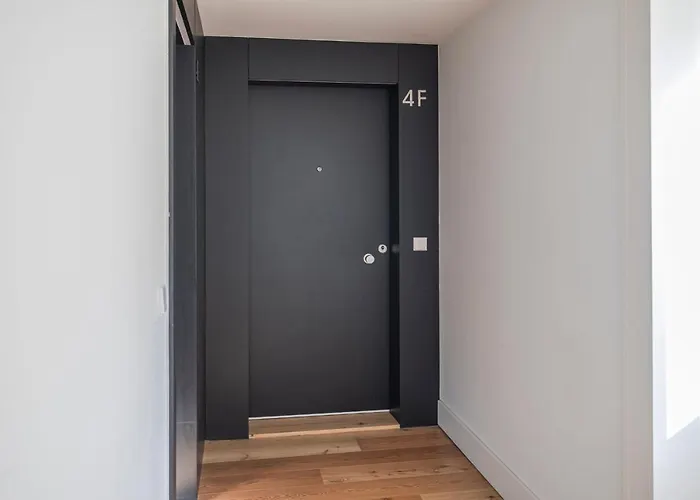 Stunning In Heart Of By Lovelystay