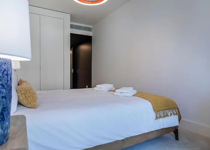 Stunning In Heart Of By Lovelystay Lisboa