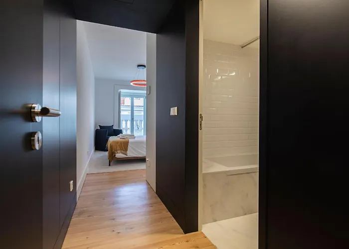 Stunning In Heart Of By Lovelystay