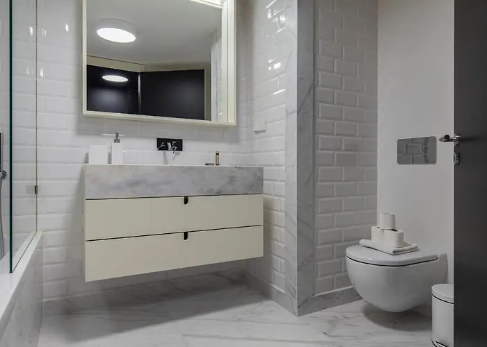 Stunning In Heart Of By Lovelystay